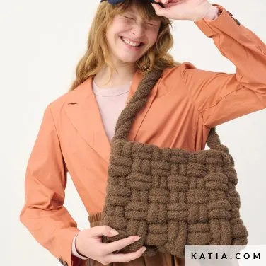 patroon-breien-haken-dames-tas-herfst-winter-katia-8042-442-p.webp